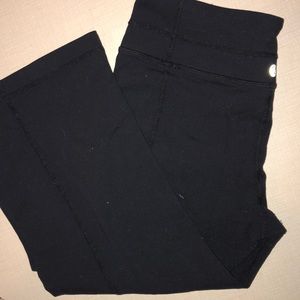 Lululemon groove crop all black